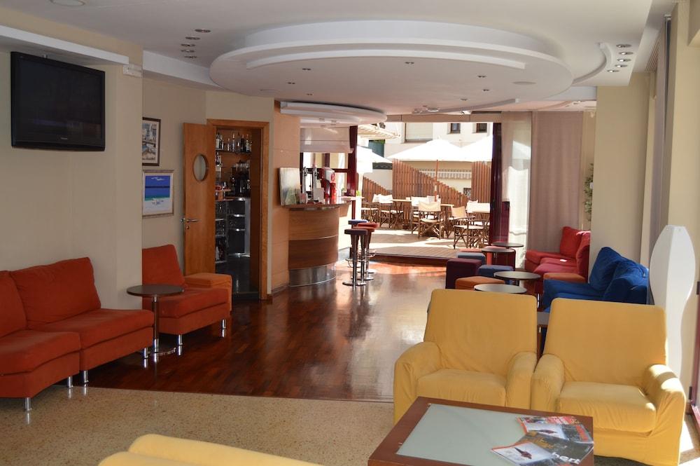 Hotel Acacias Suites & Spa Lloret de Mar Exterior foto