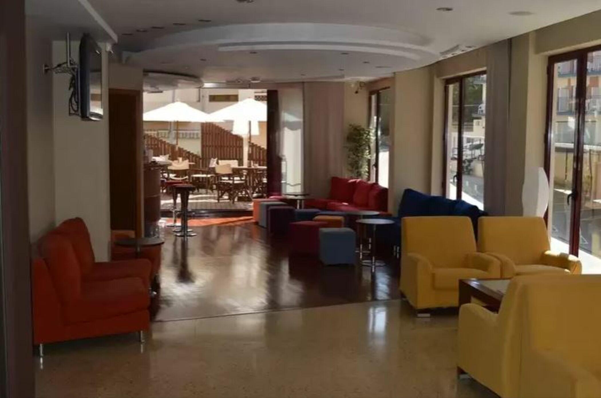 Hotel Acacias Suites & Spa Lloret de Mar Exterior foto